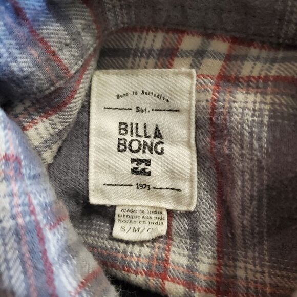 Billabong Gray, Red, & Cream Plaid Button Down Shirt (S) - Picture 6 of 6